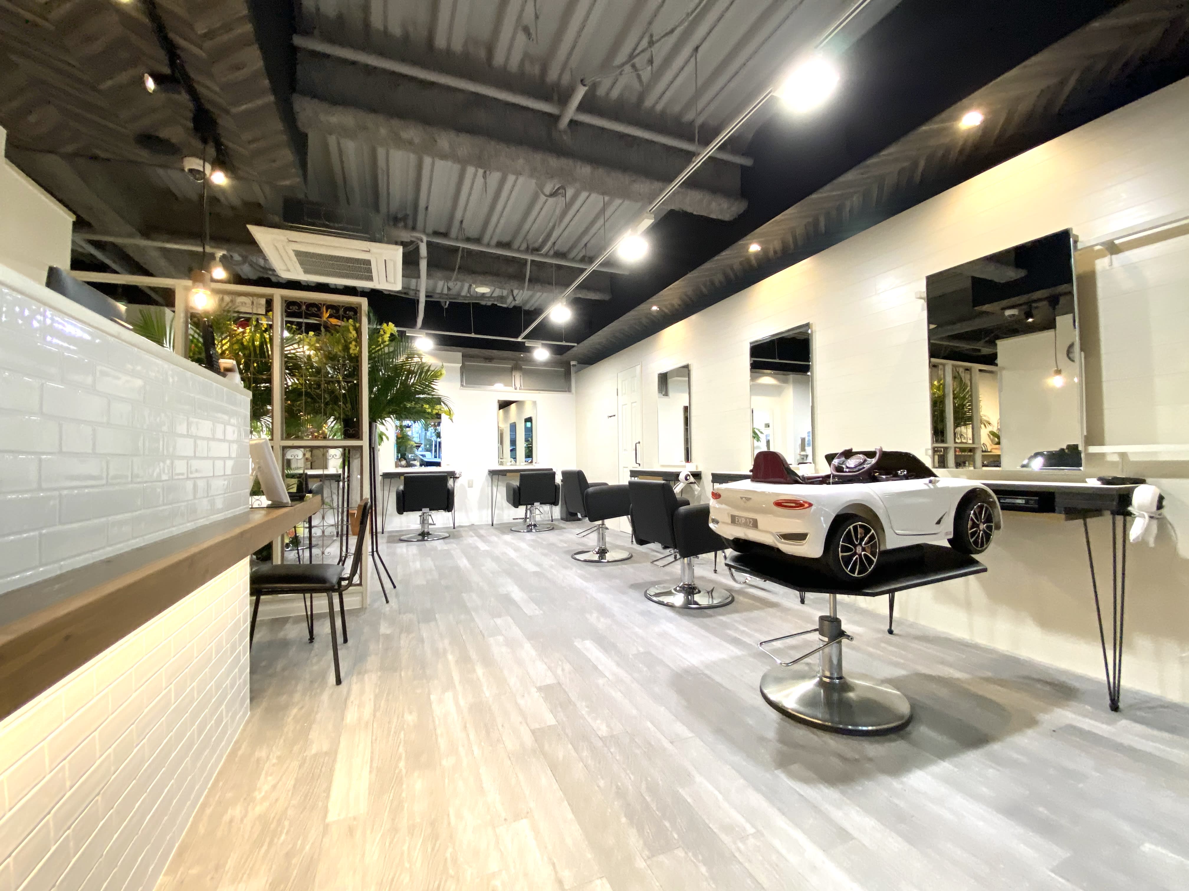 unpeu hair 二条店