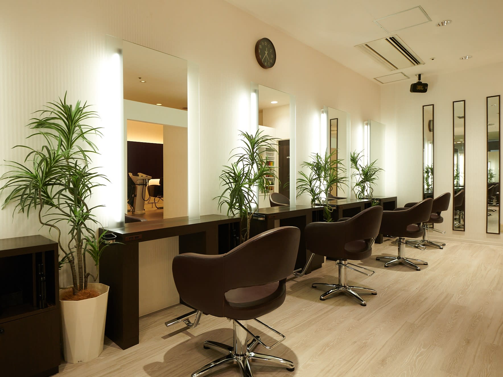 ヘアーサロン ソシエ ココリア多摩センター店