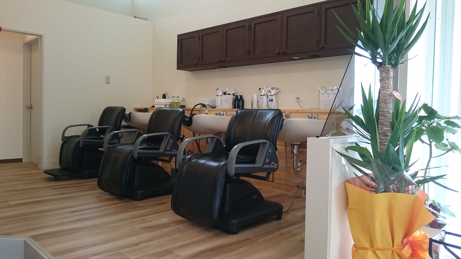WISH HAIR 円座店_2