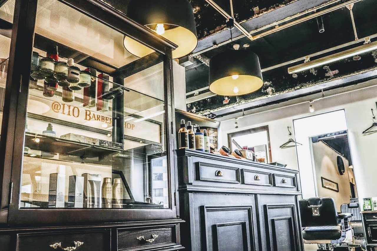 @110 BARBER SHOP 博多店