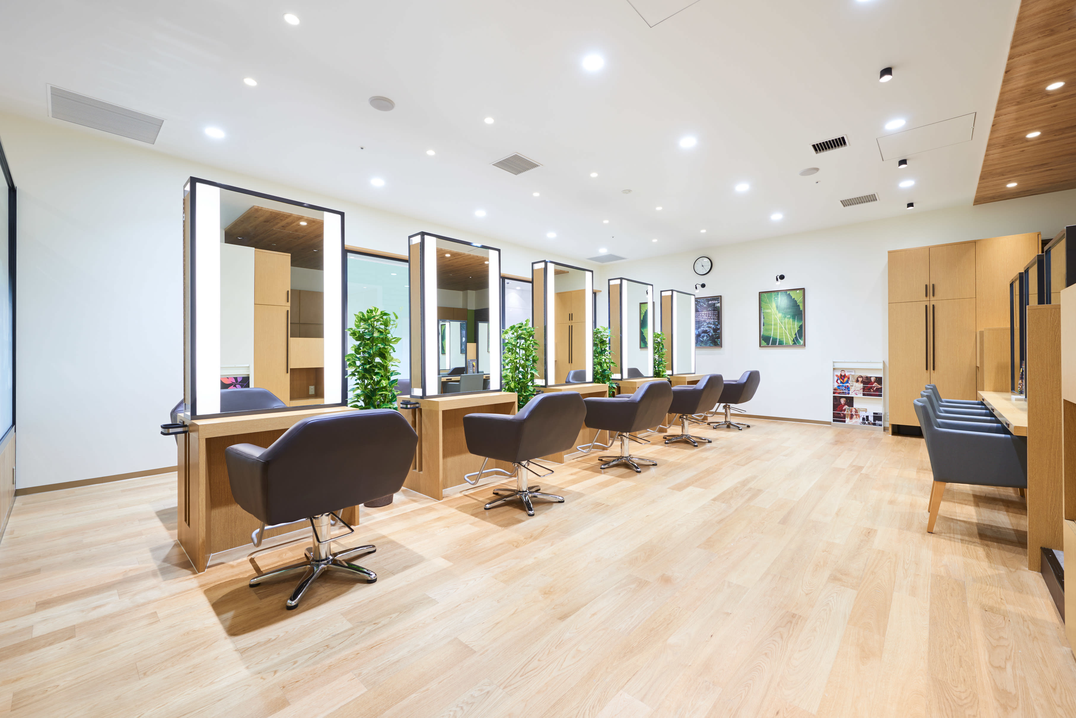 SOCIE AVEDA ペリエ千葉店