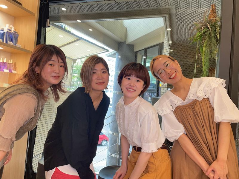 R hair natural & organic salon_2