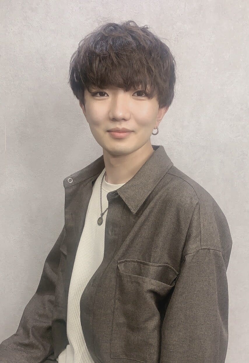 est hair 池袋西口店_ヒロト