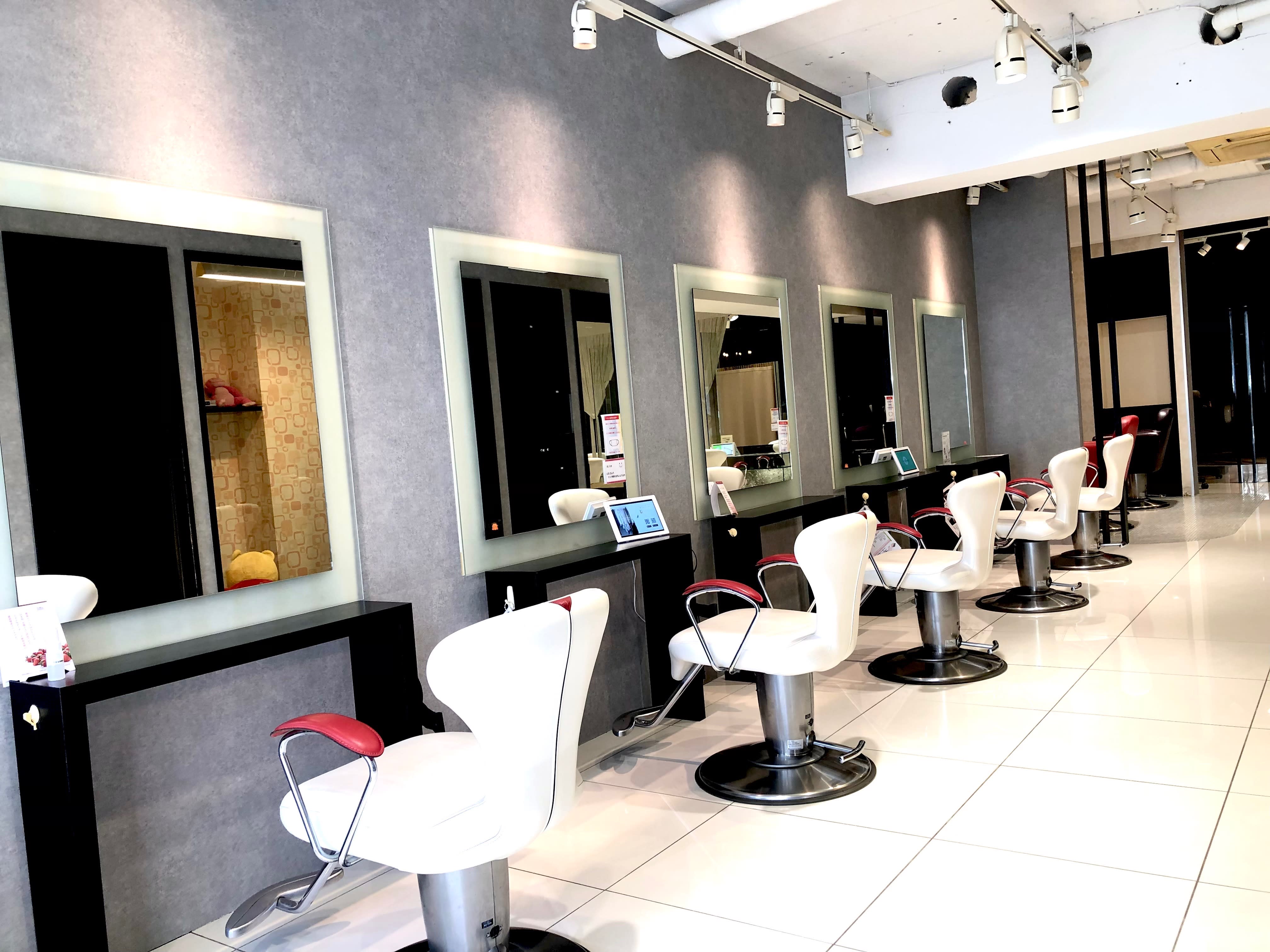 HAIR & MAKE EARTH 南行徳店