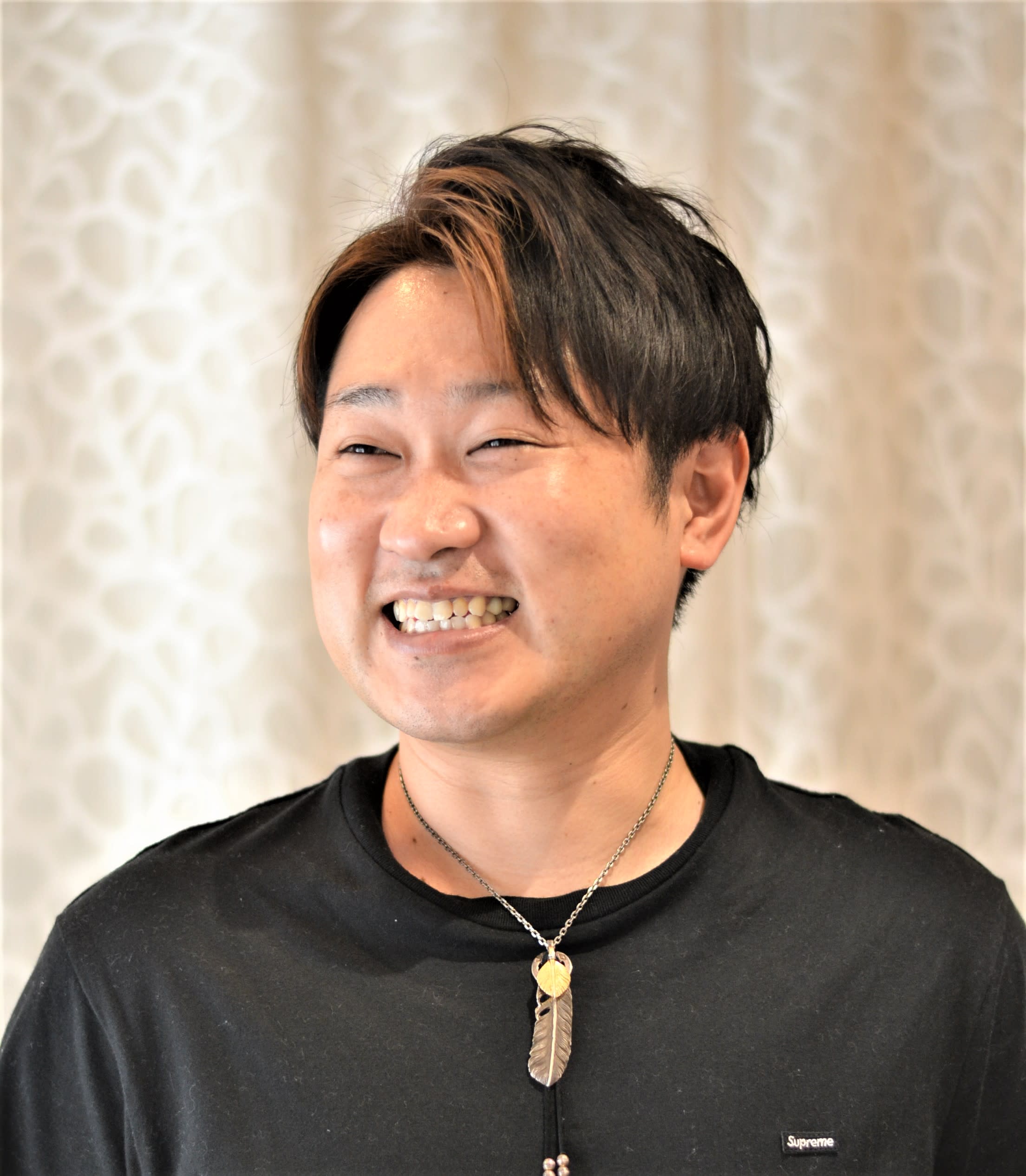 PourVous Hair Design_椎根悦行　
