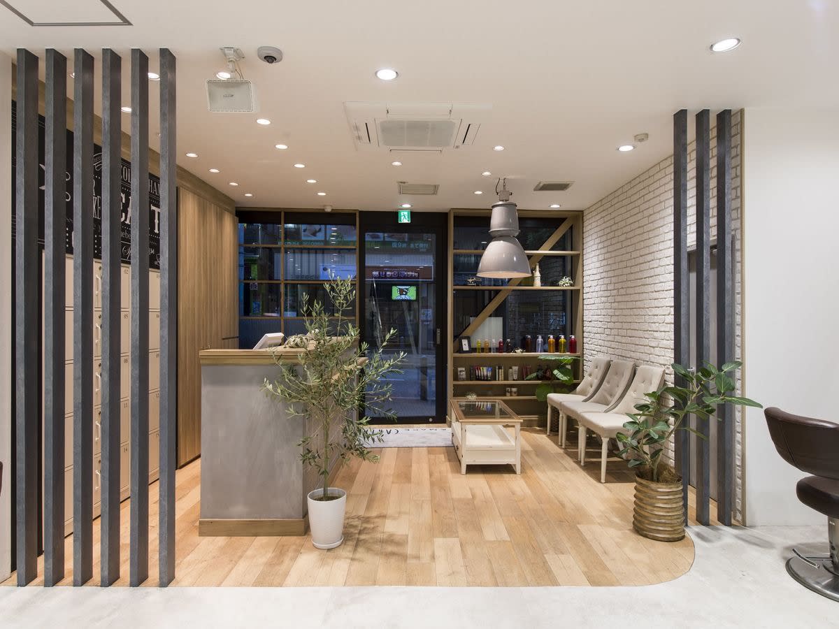 HAIR & MAKE EARTH 三軒茶屋店