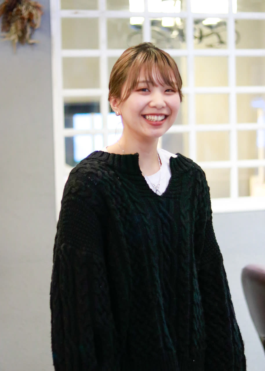 sofa_霜野　彩美