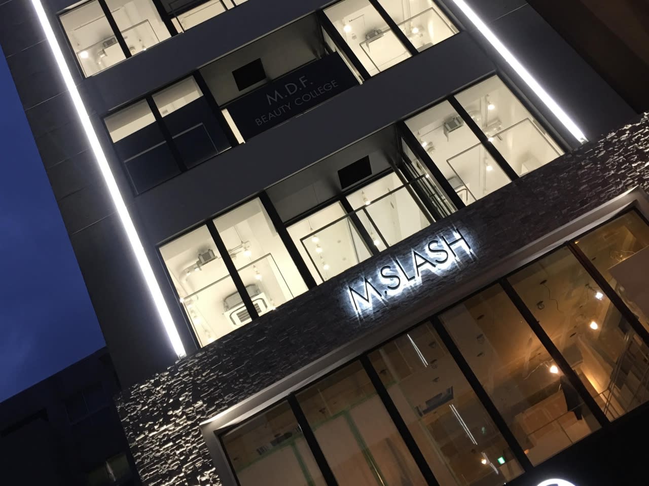 M.SLASH エムスラッシュ センター南