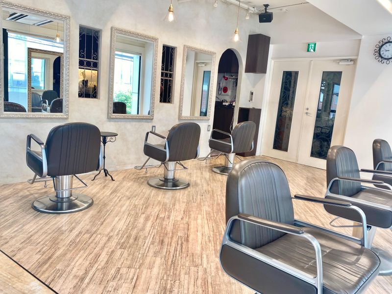 HAIR＆MAKE TRUST_1