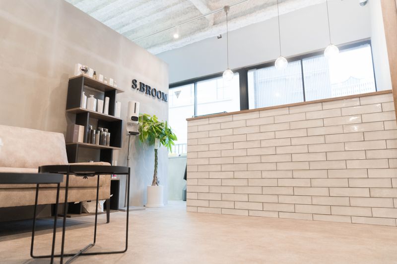 【完全個室サロン】S.BROOM haircare specialty なんば店