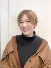 Battery hair&make 塚本店_高田 美穂