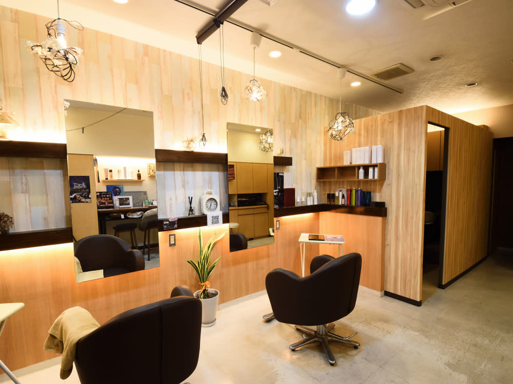 CROWN 髪質改善サロン 堀江店_2