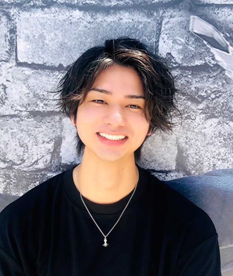 Hair salon OLIVE_甲斐　研太