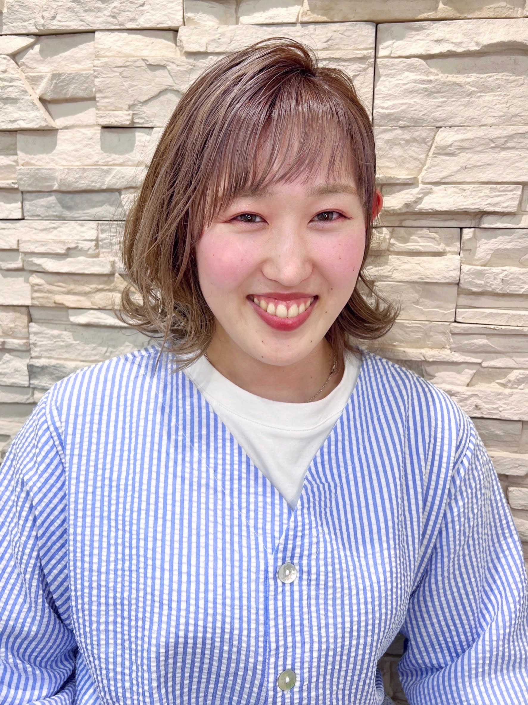 Ash 鶴ヶ峰1号店_持田　真菜