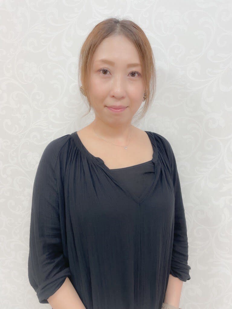 ヘアー/アイラッシュ/アイブロー ラブニールハトル_監崎双美