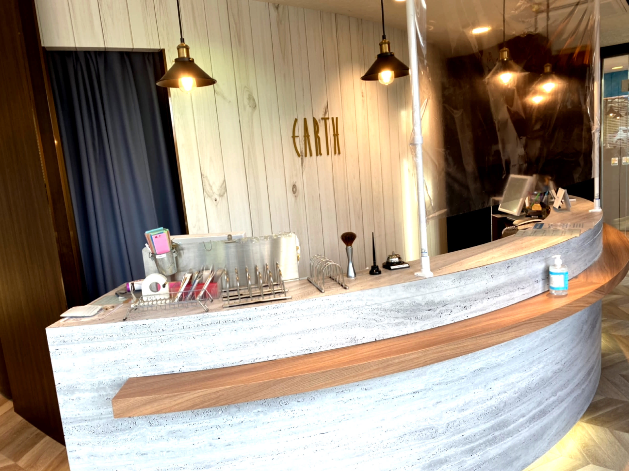 HAIR & MAKE EARTH 三田南ウッディタウン店