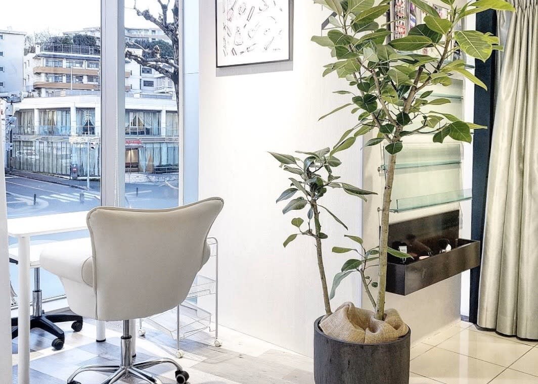 HAIR & MAKE EARTH 星ヶ丘店