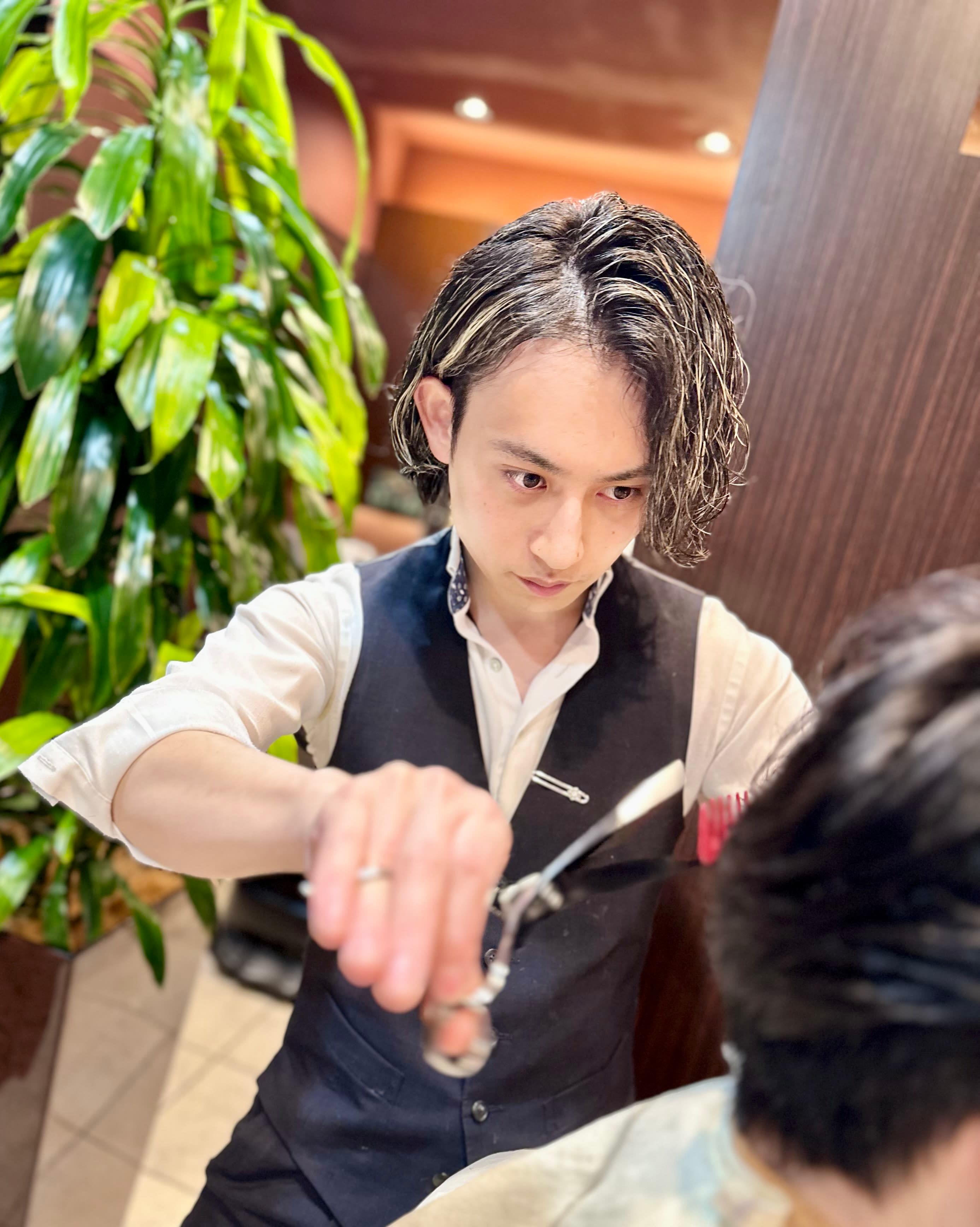 ヘアーモードキクチ 神田日銀通り店_上坂　一宏