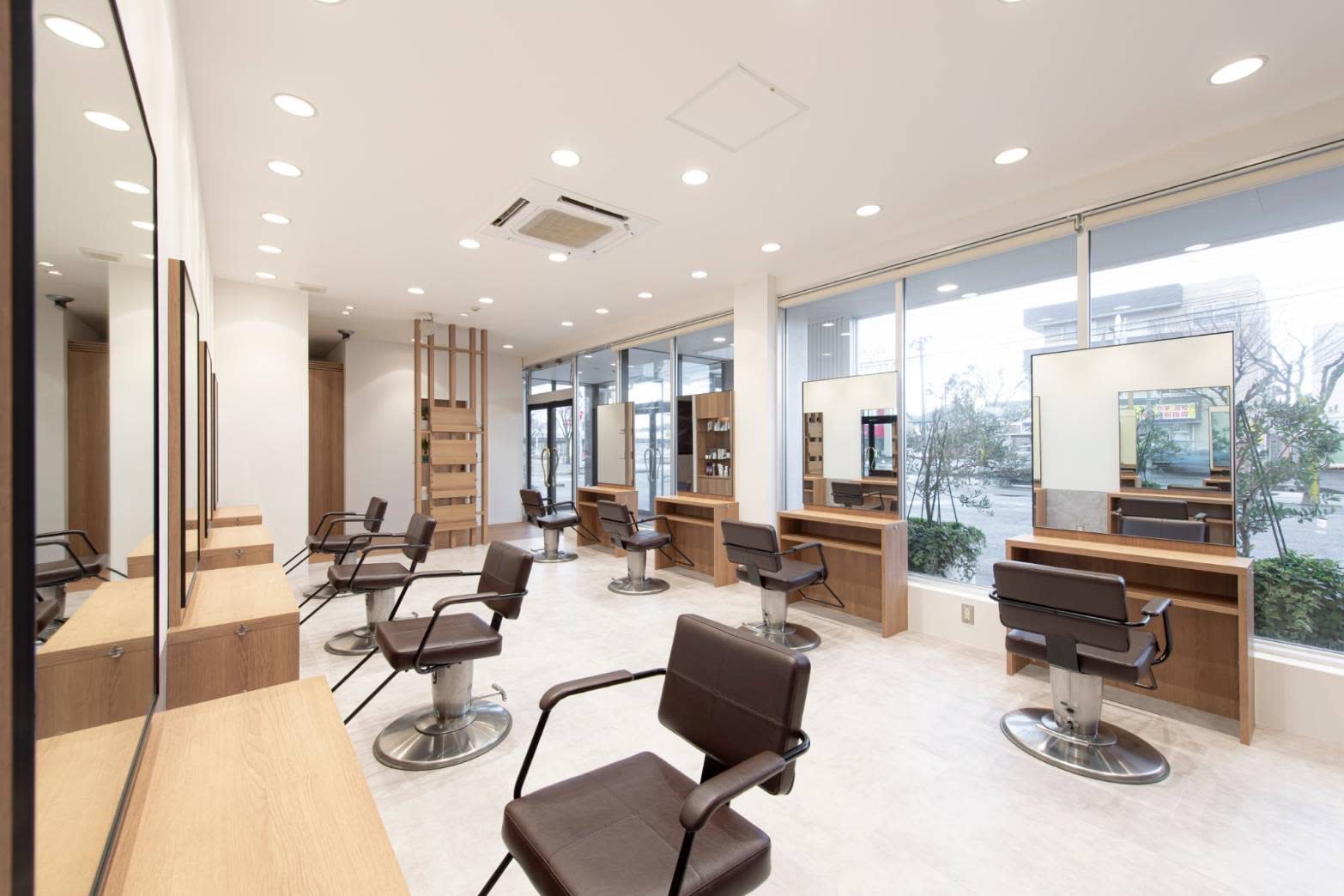HAIR & MAKE EARTH 酒田店