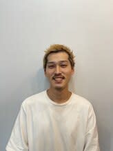 Apiuz Hair 梅田_峯村 健吾