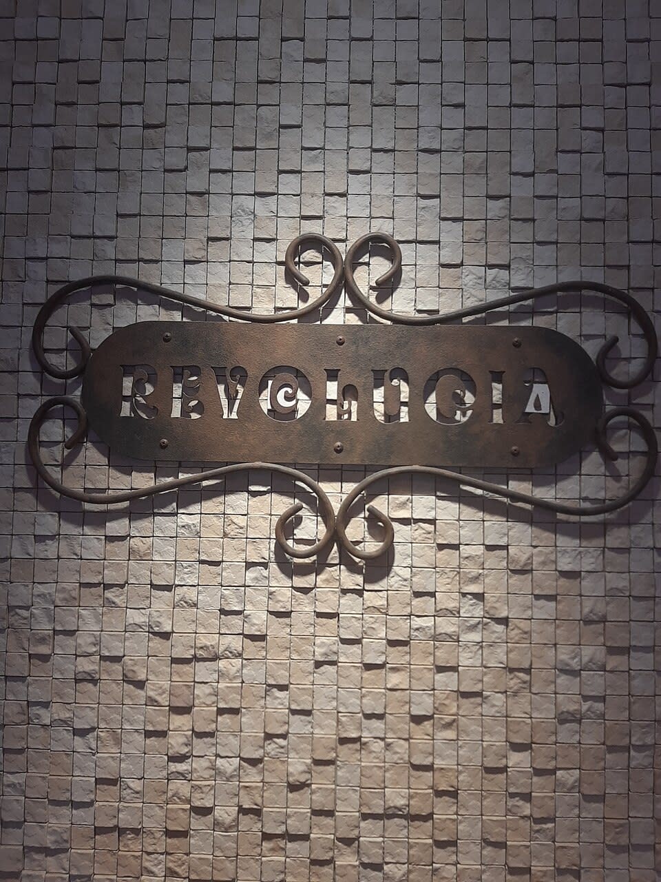 REVOLUCIA 博多_TEPPEI