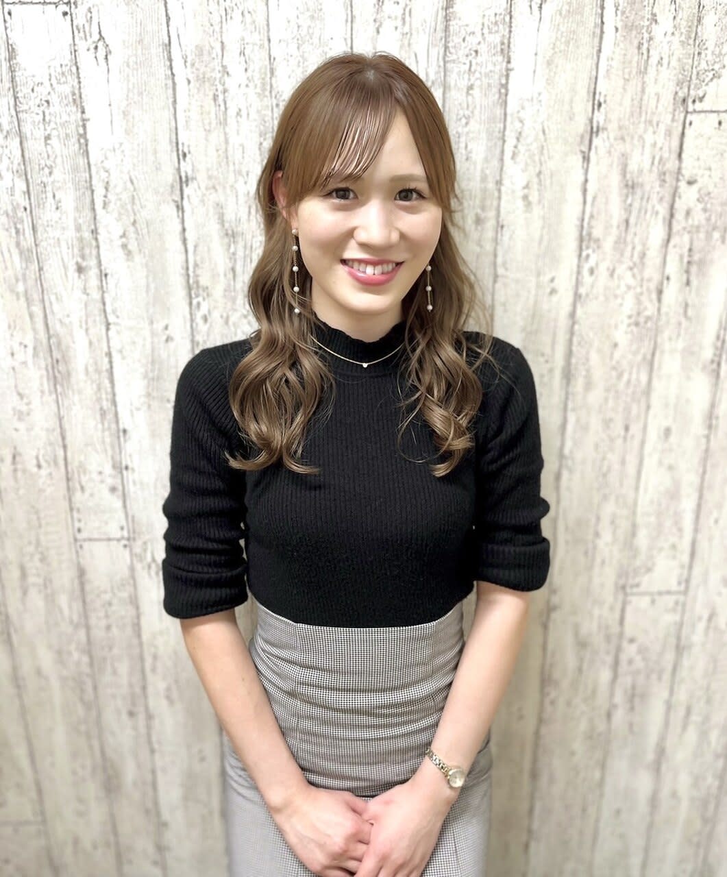 is (戸塚店)_茂木優美香