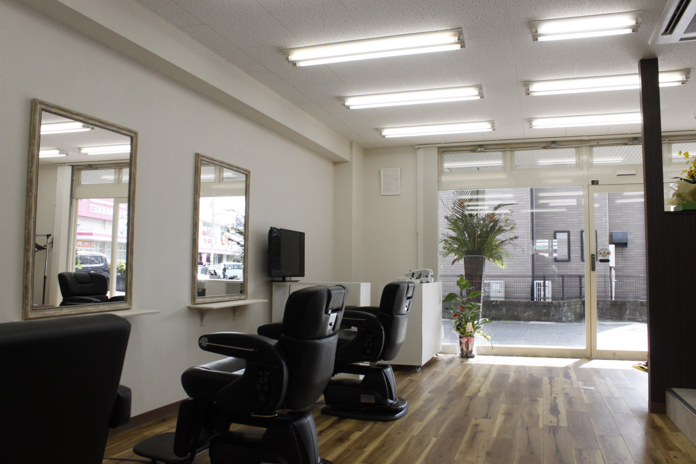 HairSalon PLUM_2