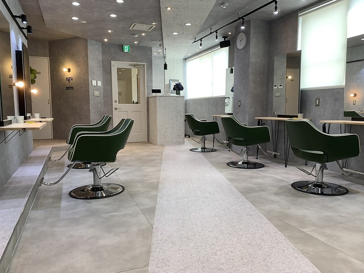 Agu hair zero 伏見桃山イオン前店