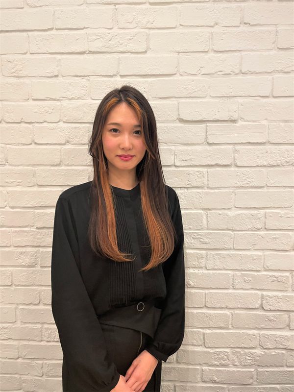 プリズムヘアーデザイン_浅野　遥菜