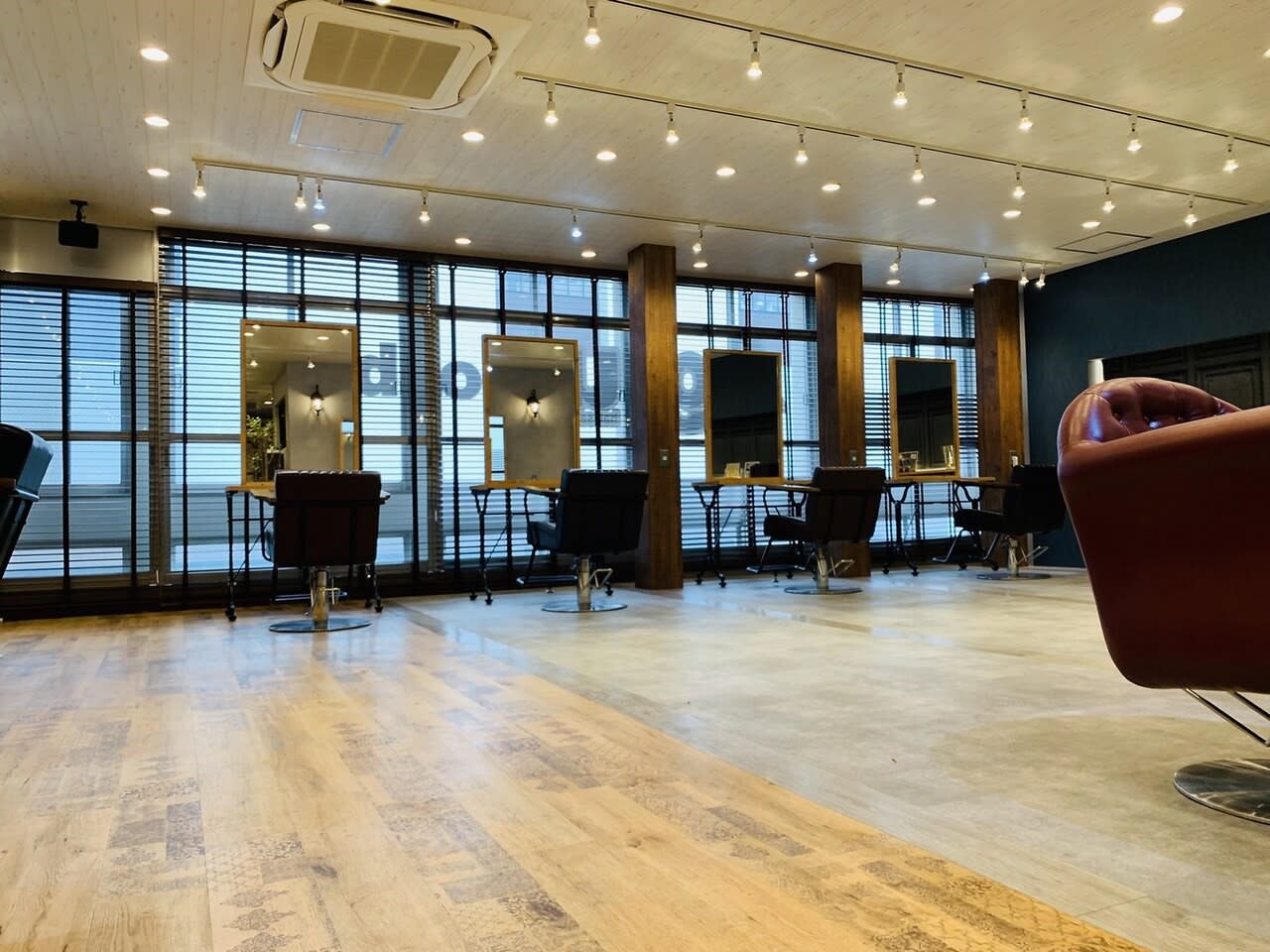 Agu hair etra 川西店