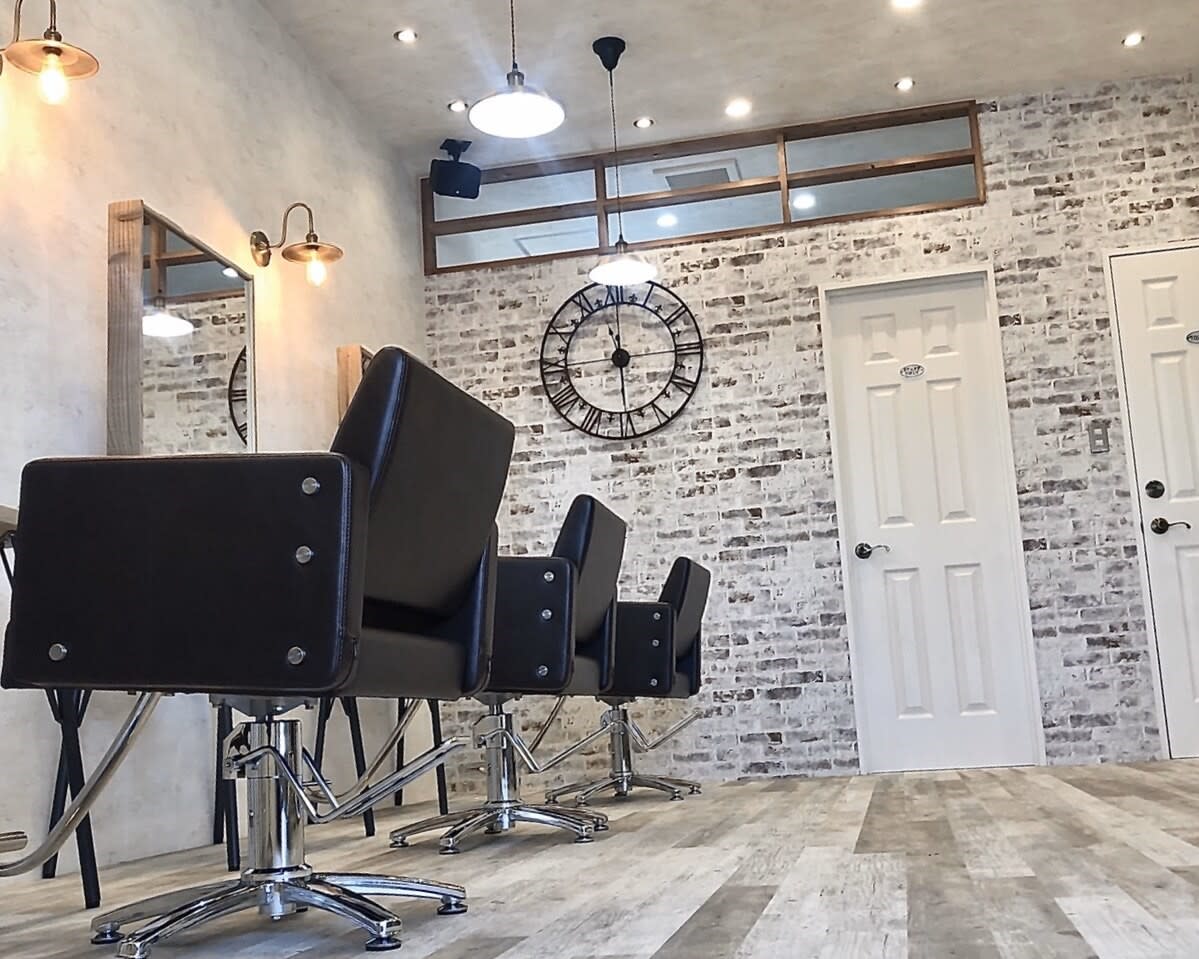 Agu hair favor 和歌山岩出店