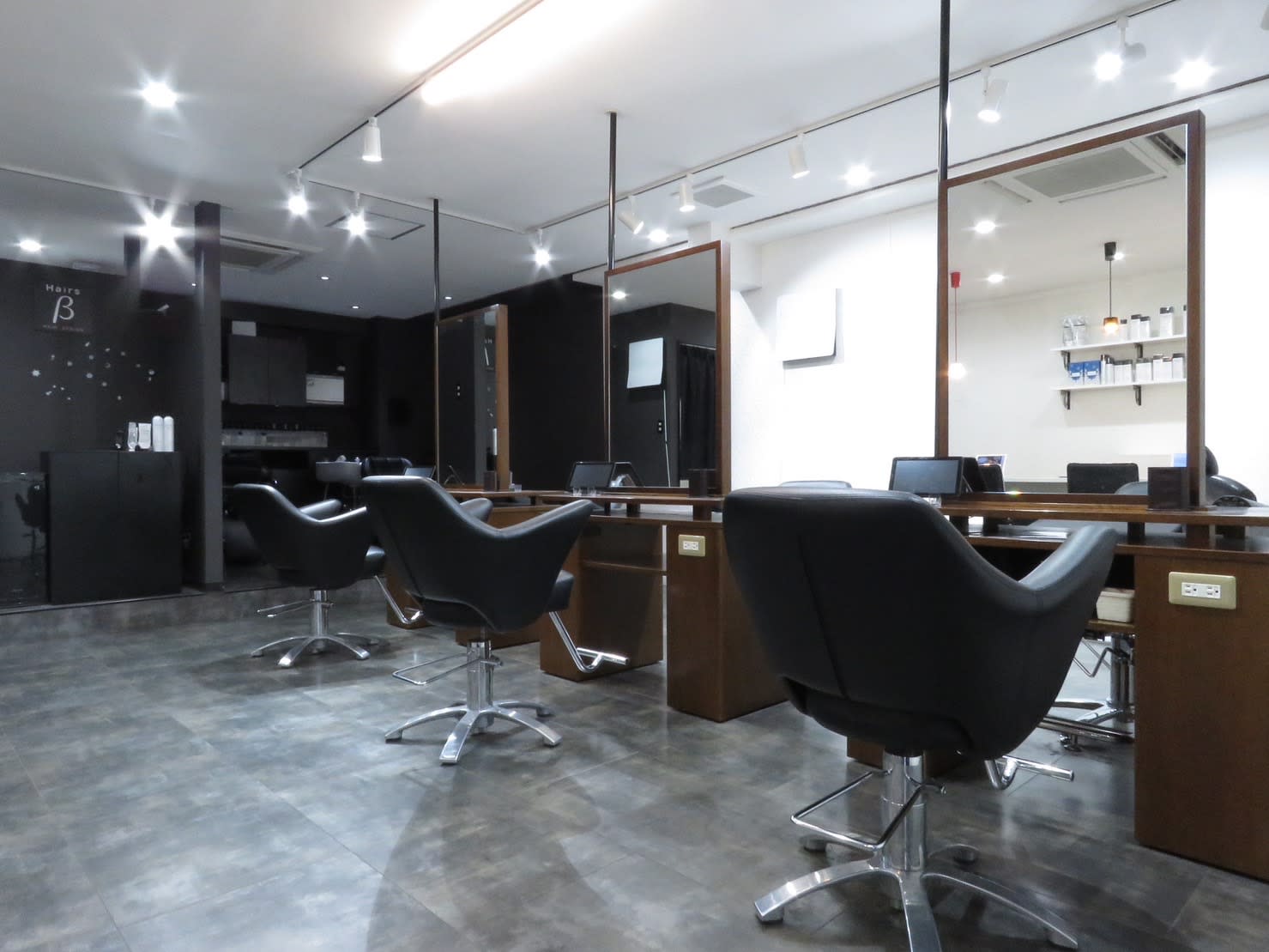 Hairsβ_1