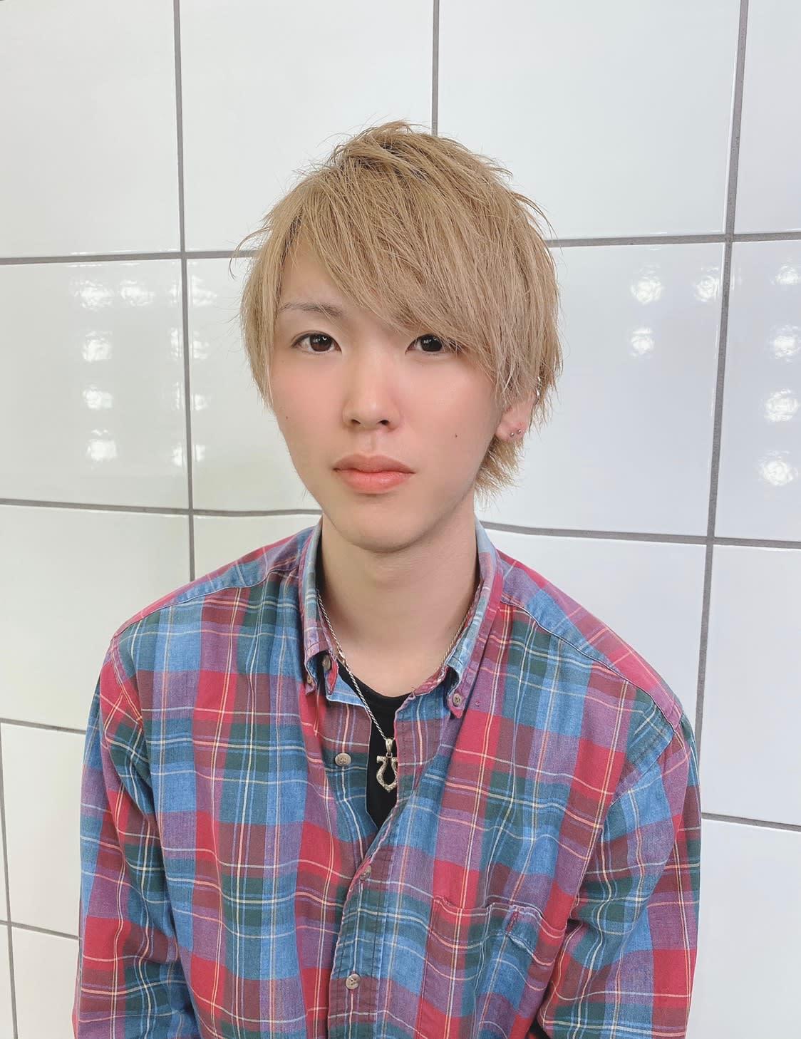 EARTH coiffure beauté 甲府昭和店_東　允