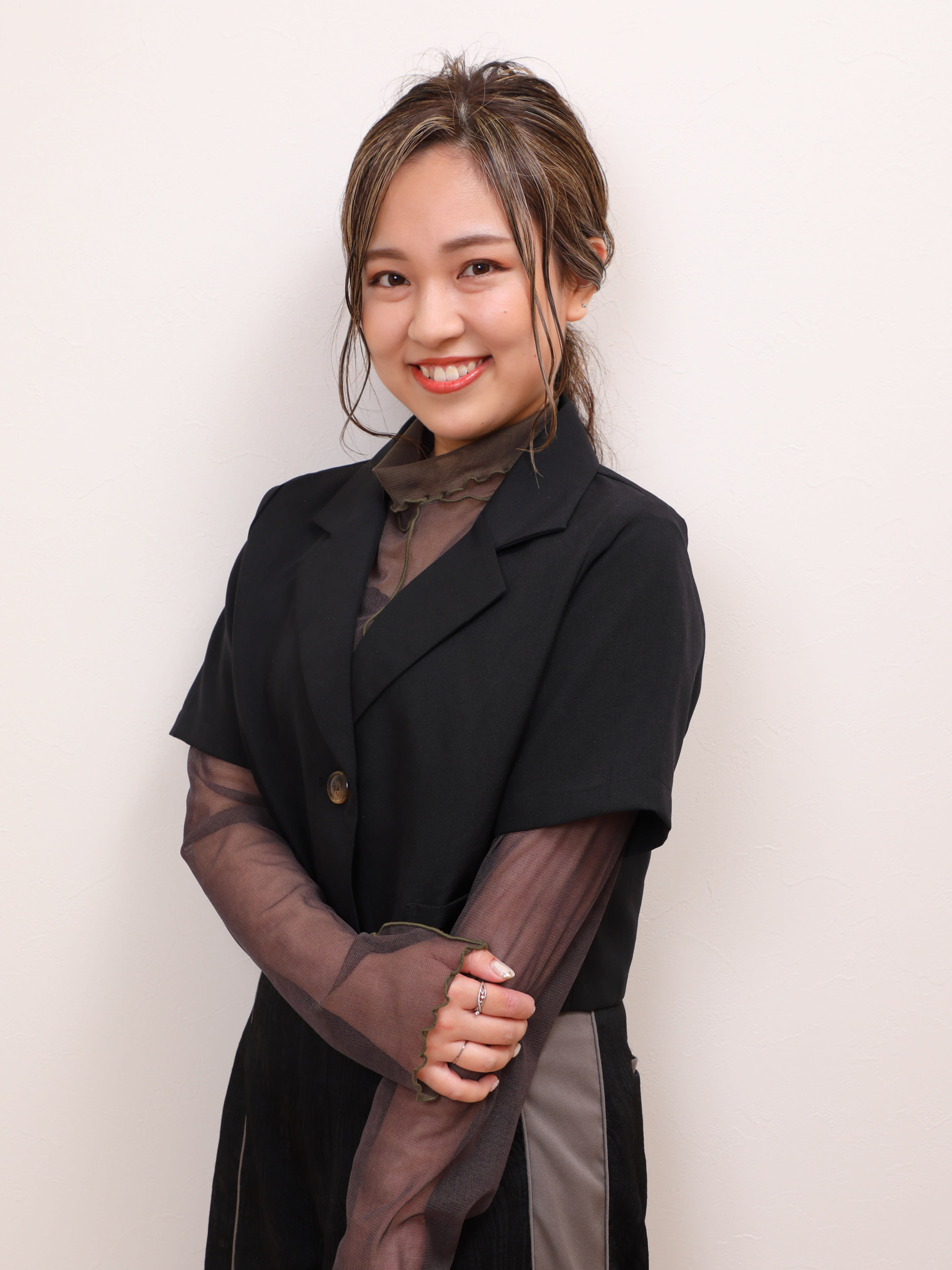 HAIR MAKE age 天神西通り店_鶴久 彩