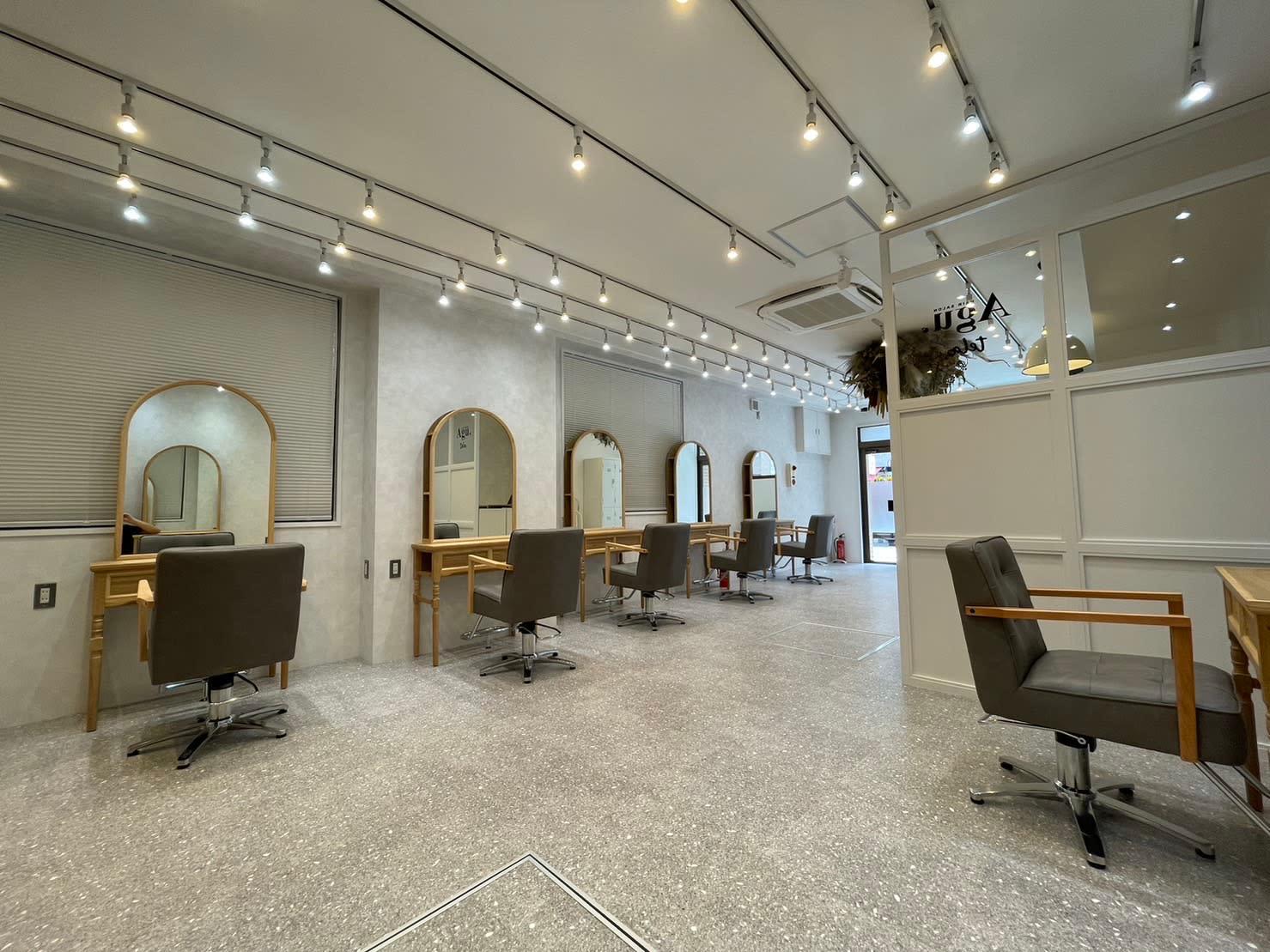 Agu hair tela 武蔵小杉店_1