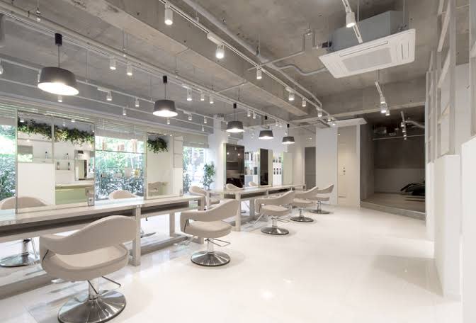 HAIR & MAKE EARTH 東戸塚店