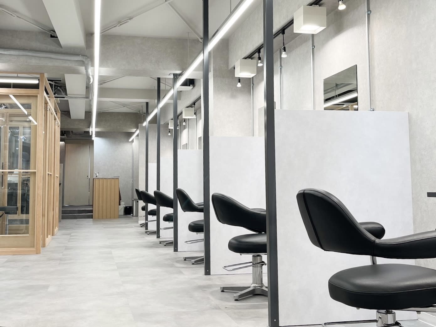 hair salon dot. plus 町田店
