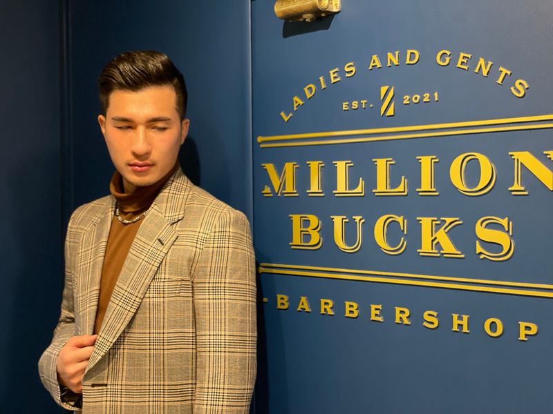Million Bucks barber shop 上野_2