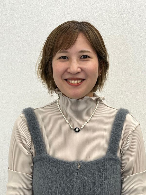 HAIR & MAKE EARTH 綾瀬店_高見　えみ