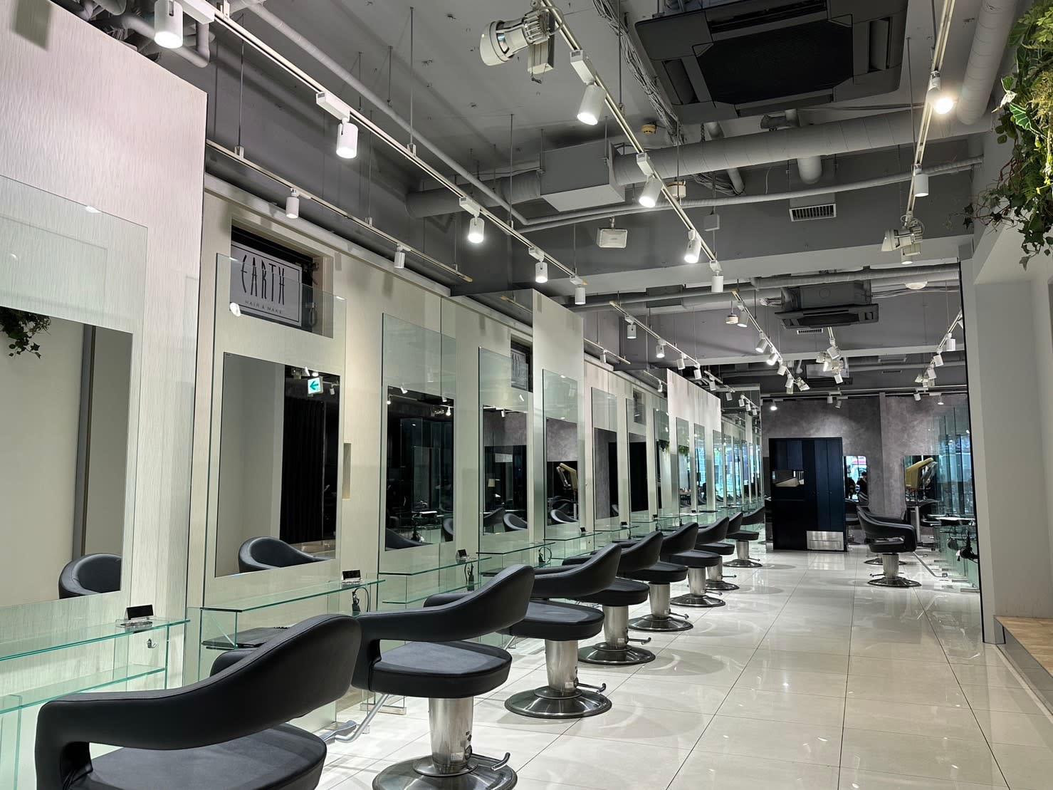 HAIR & MAKE EARTH 川崎店_1