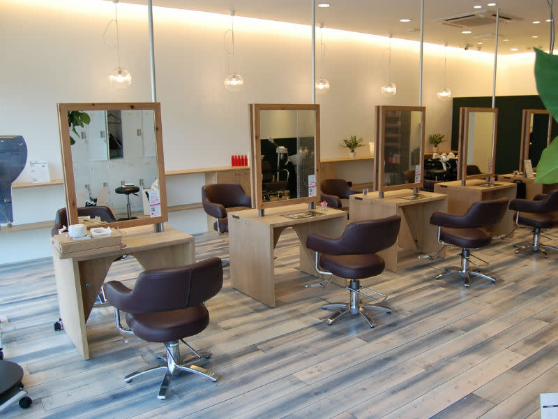 SALONS HAIR 八幡東店