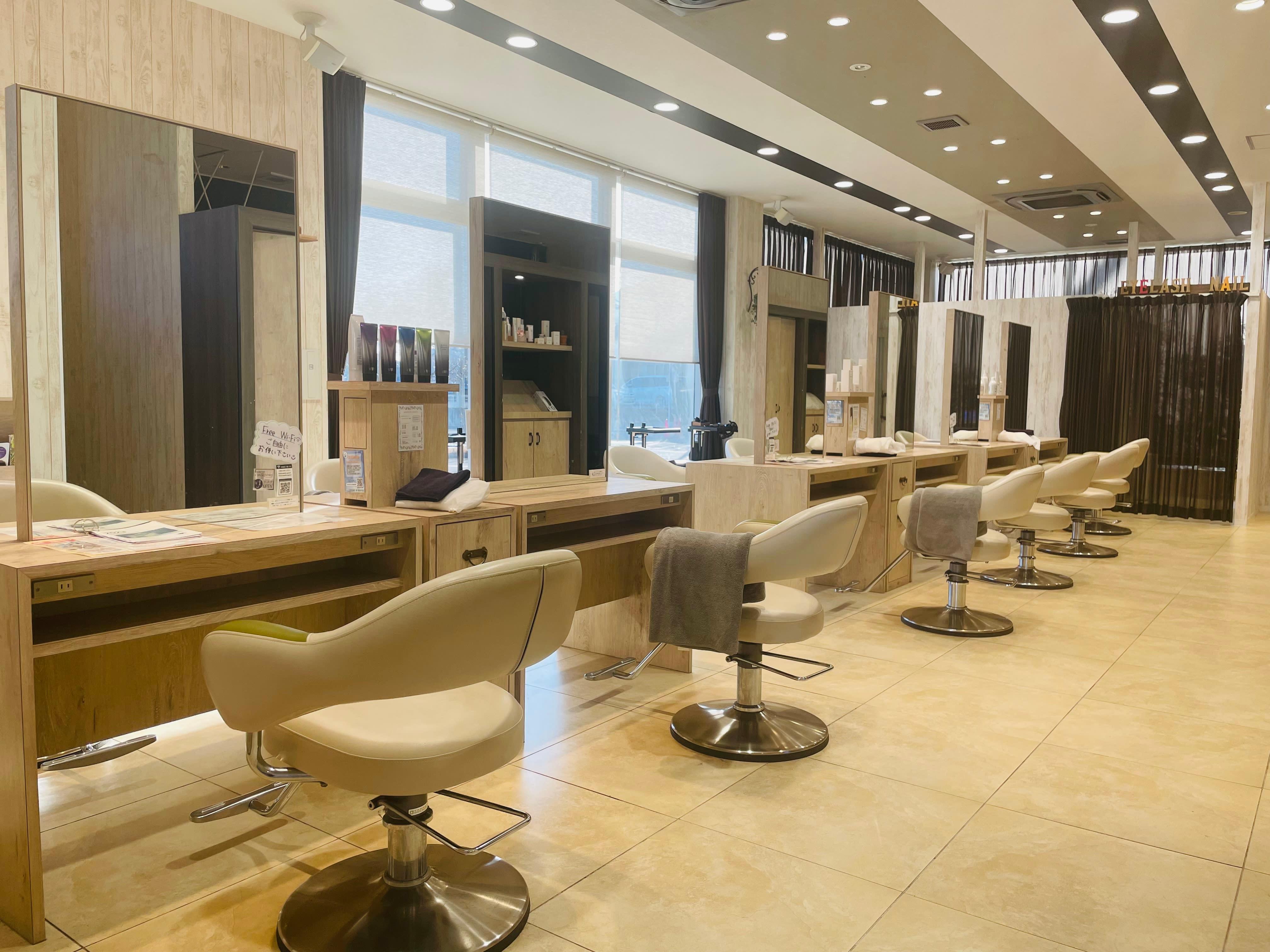 EARTH coiffure beauté 佐野新都市店_1