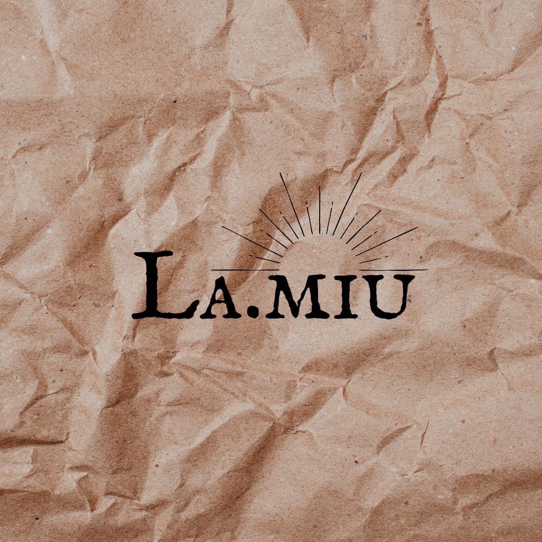 LA.MIU_Miku