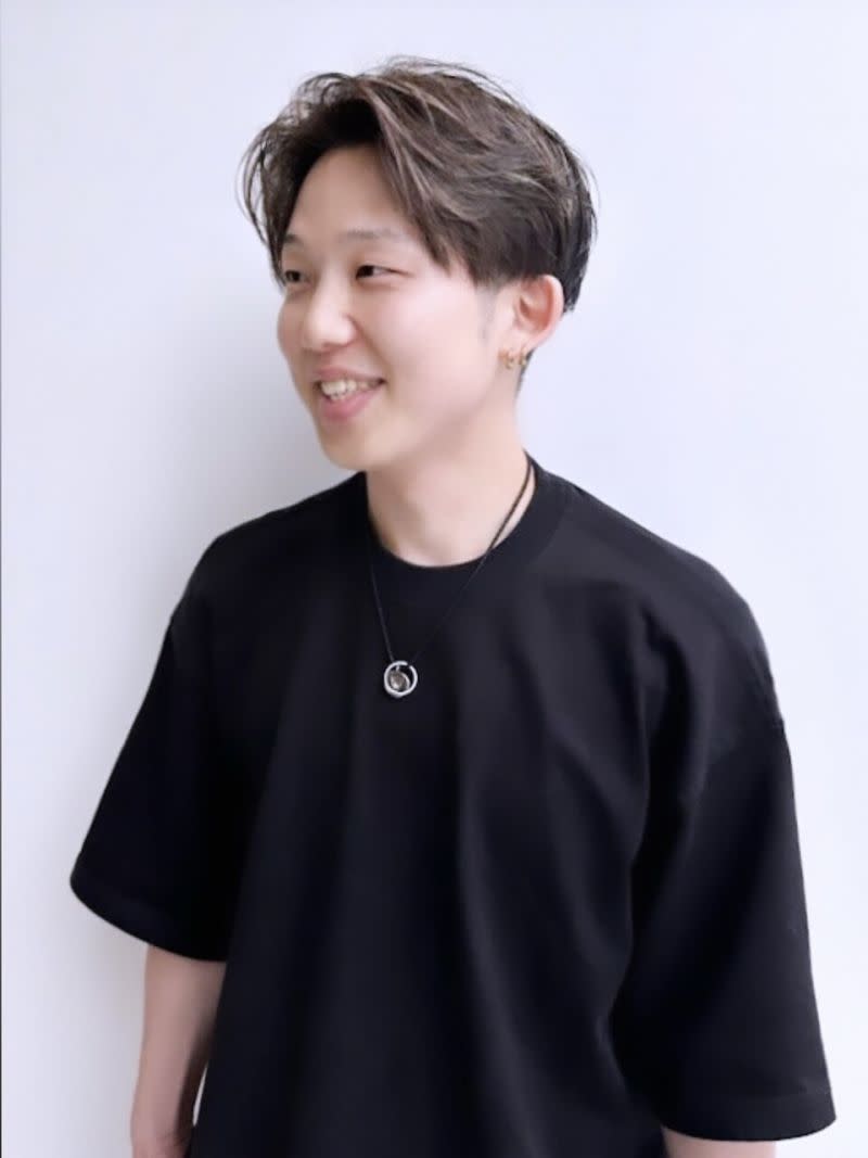 Zina 池袋サンシャイン通り 髪質改善&トリートメント_高本 裕基
