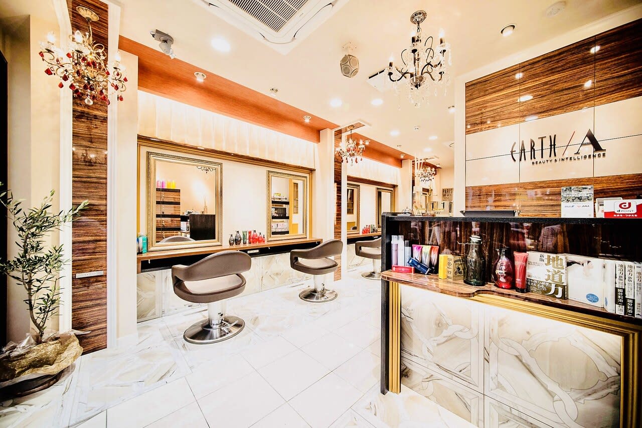 HAIR & MAKE EARTH 長崎浜町店