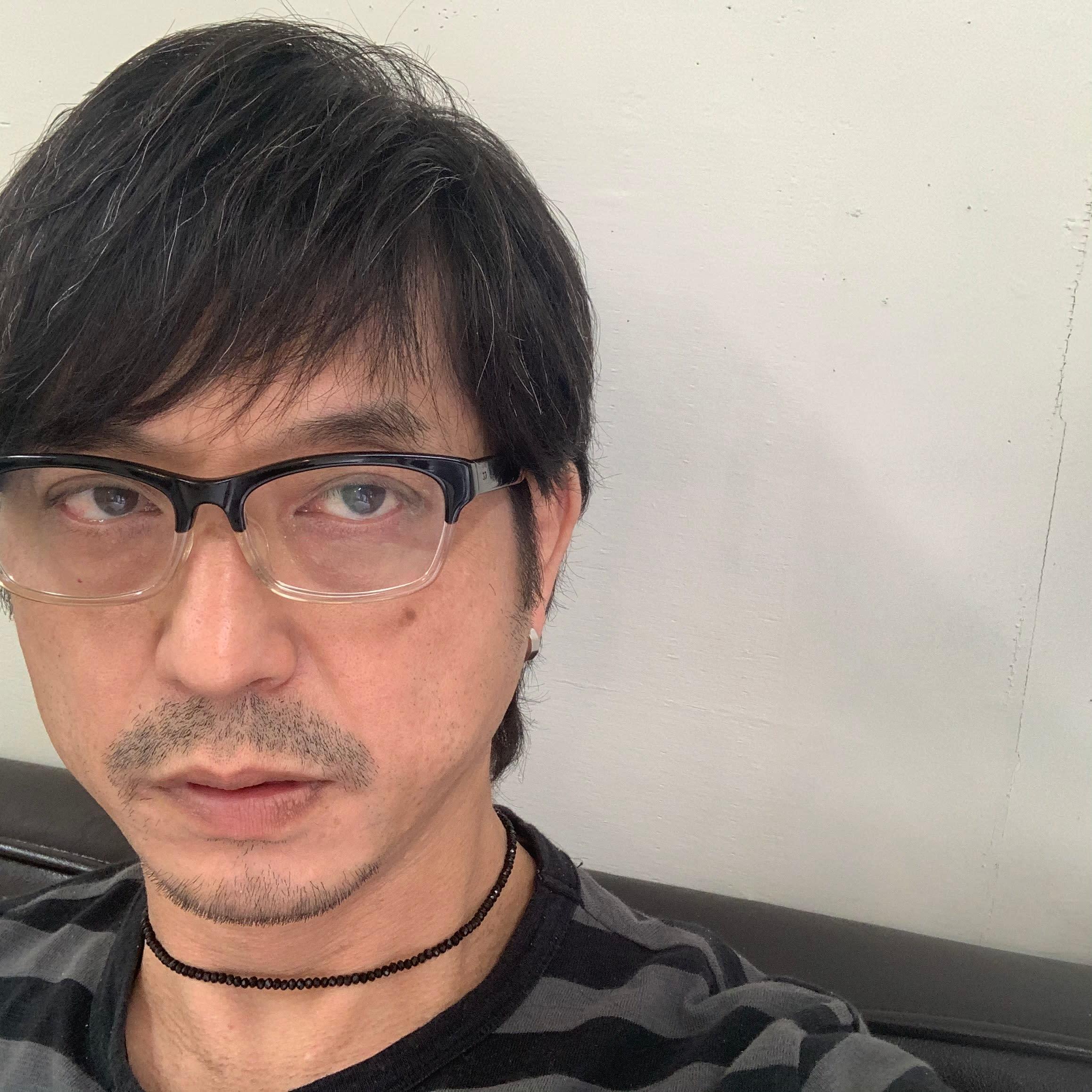 abeille_ムロゾノ サトシ