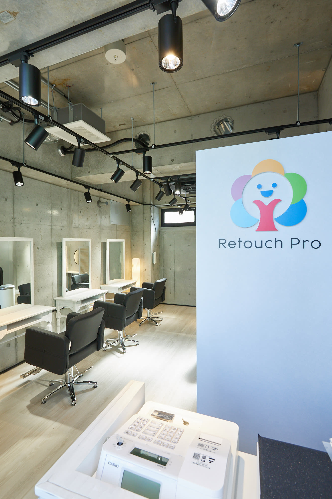 ヘアカラー専門店 リタッチプロ【Retouch Pro】_1