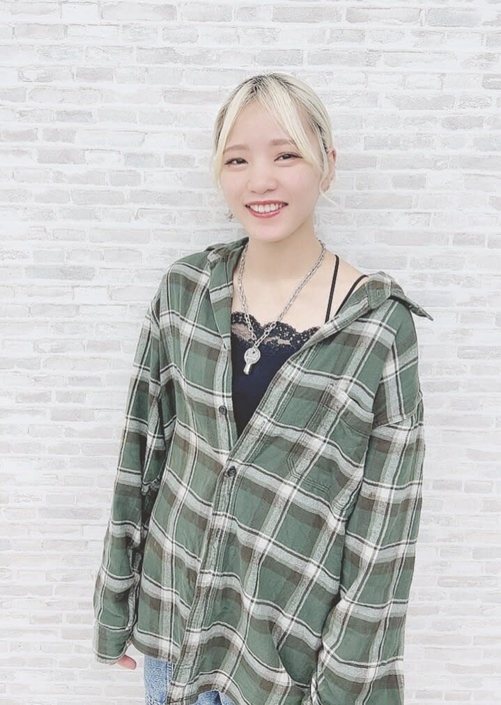 HAIR & MAKE EARTH 大分セントポルタ店_川田 和奈