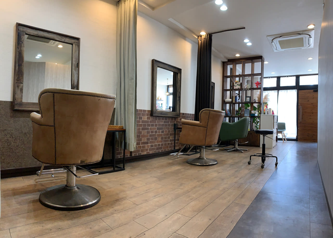 HAIR SPACE Charme_1
