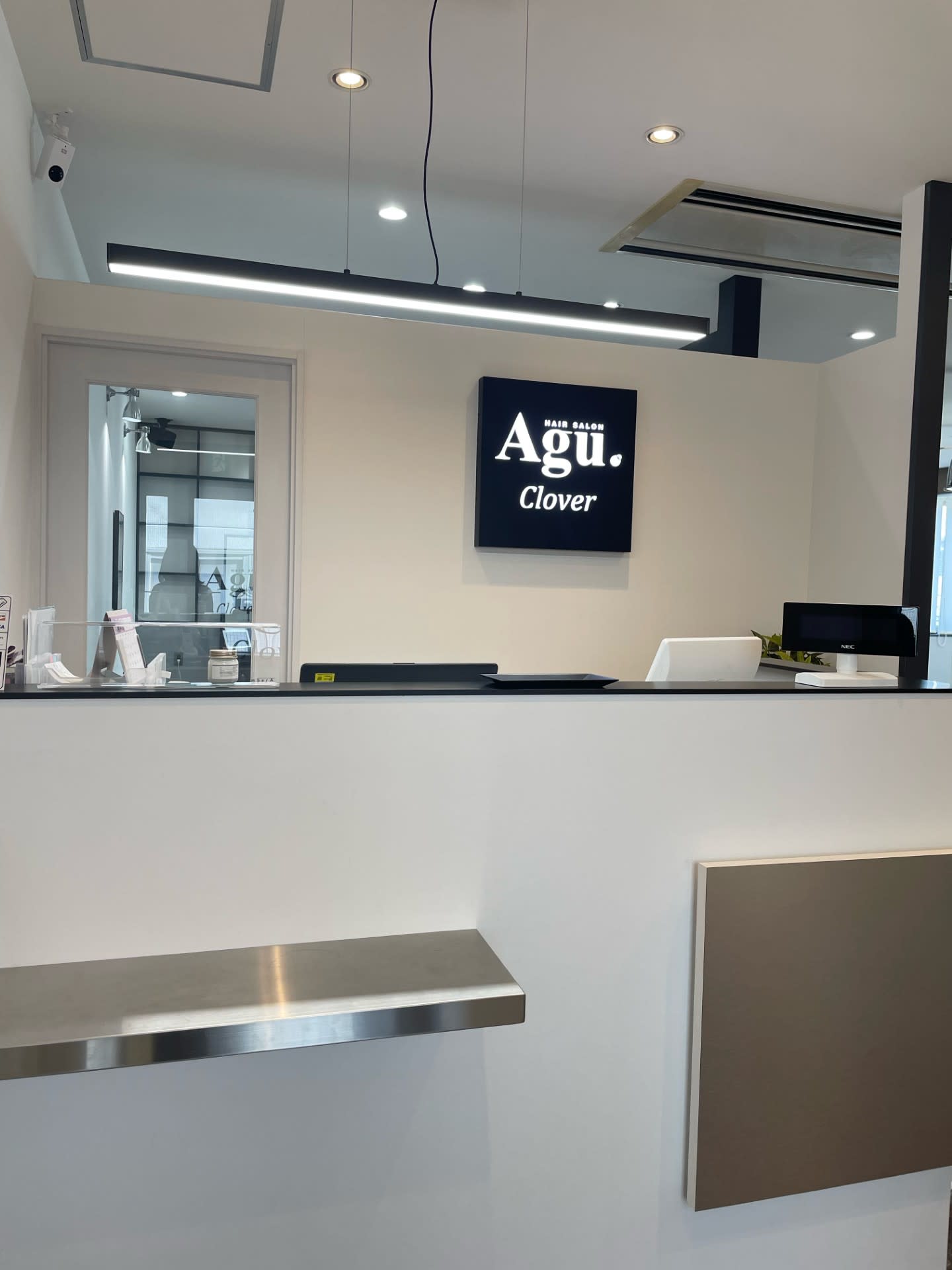 Agu hair clover 入野店【アグ ヘアー クローバー】_1